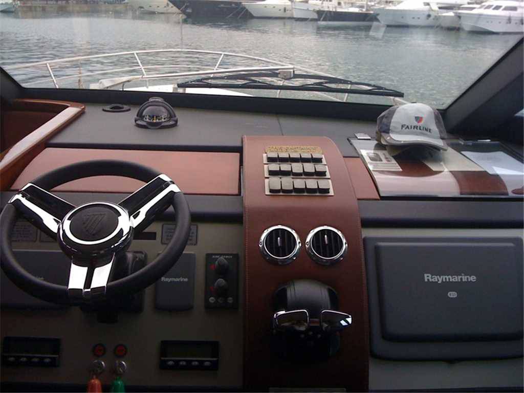 Fairline Squadron 68