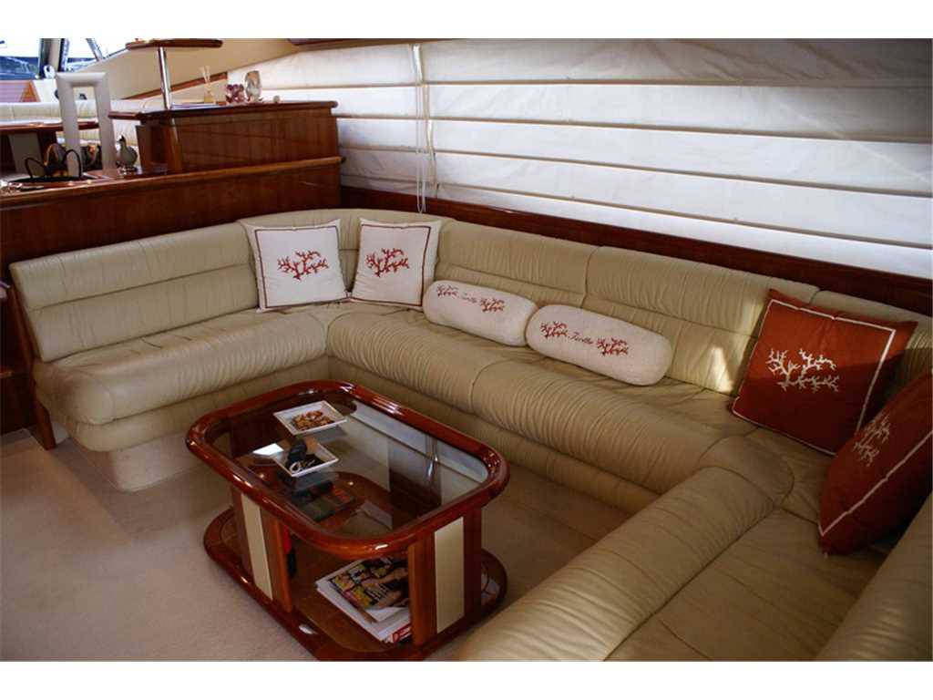 Ferretti 680