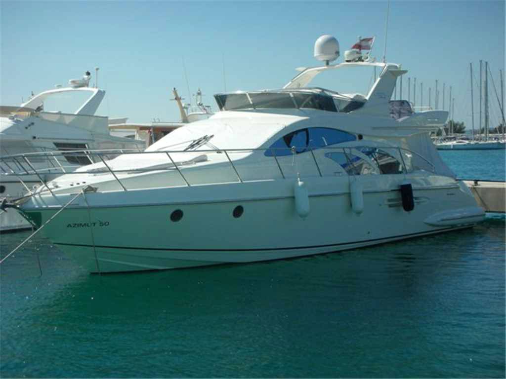 Azimut 50 fly