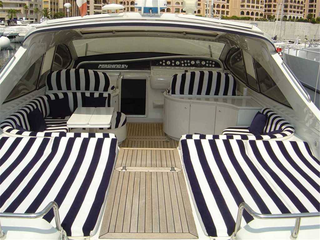 Pershing 54