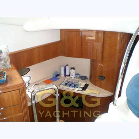 Azimut Az 42