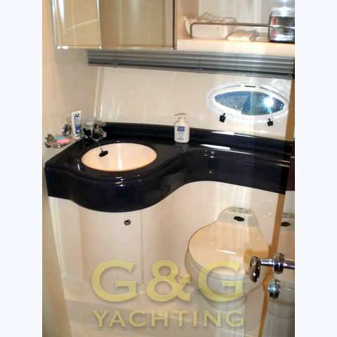 Azimut Az 42