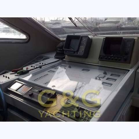 Ferretti 44 s