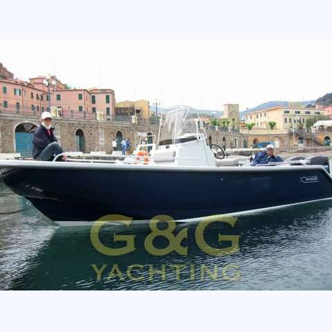 Boston whaler 26'