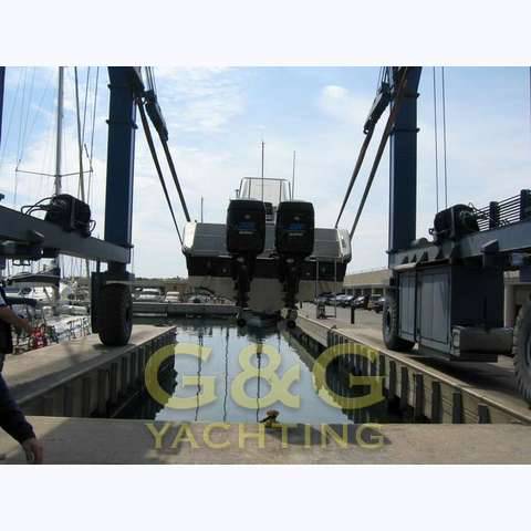 Boston whaler 26'
