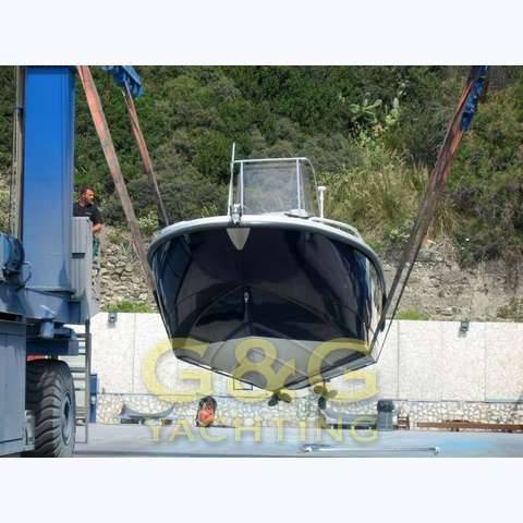 Boston whaler 26'