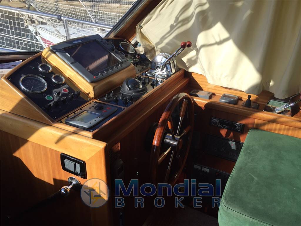Sciallino 34 cabin