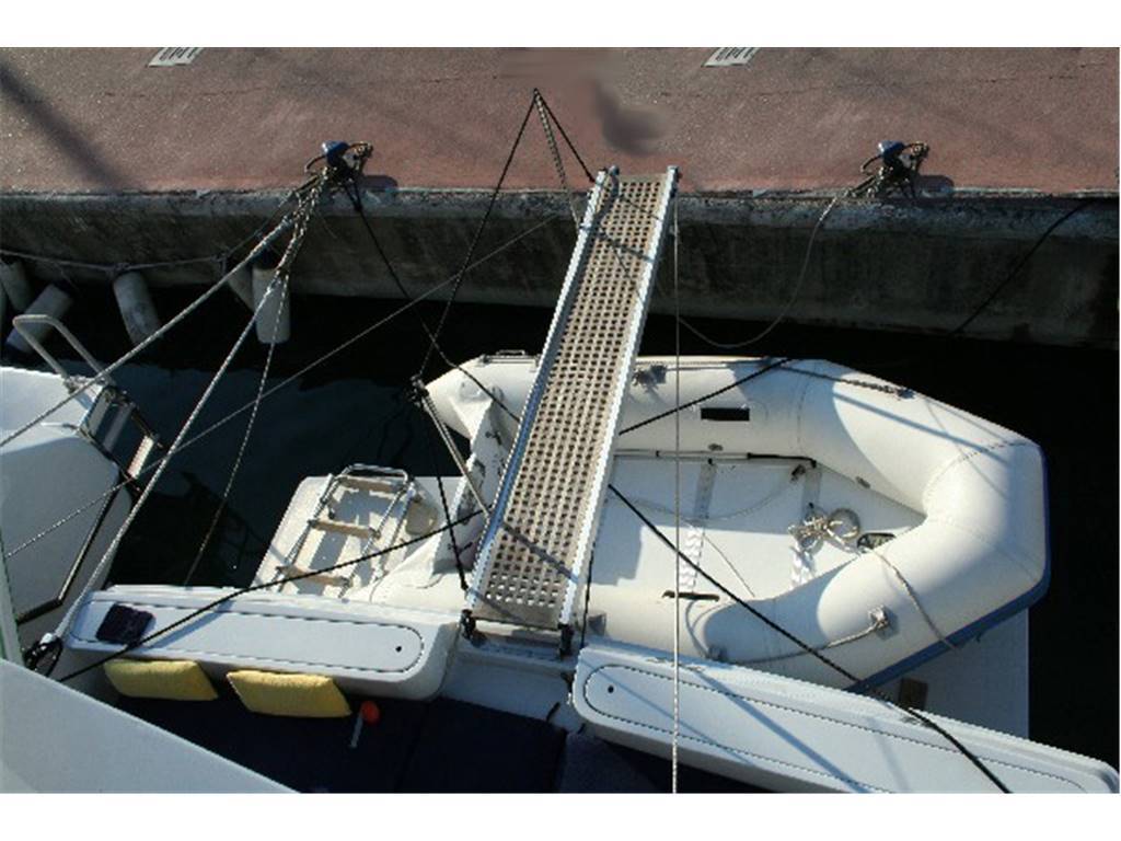 Ferretti 39 fly