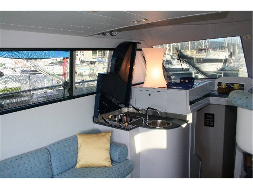 Ferretti 39 fly