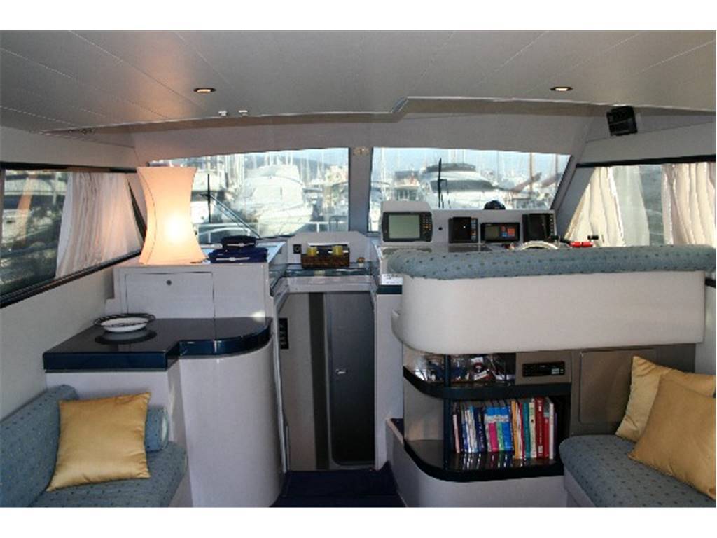 Ferretti 39 fly