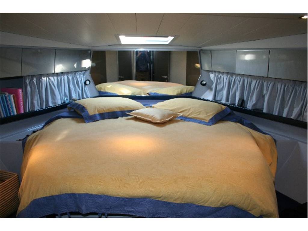Ferretti 39 fly