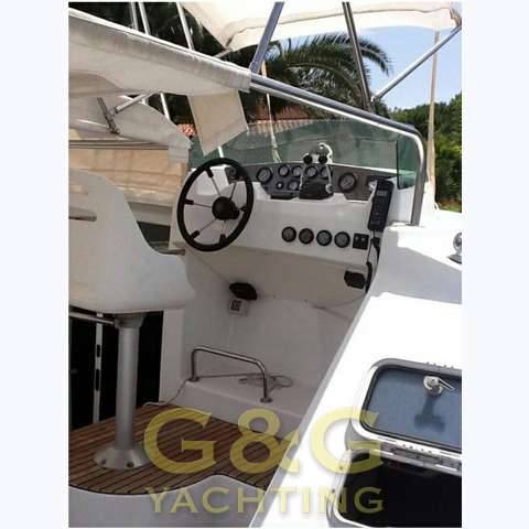 Lagoon Power 43