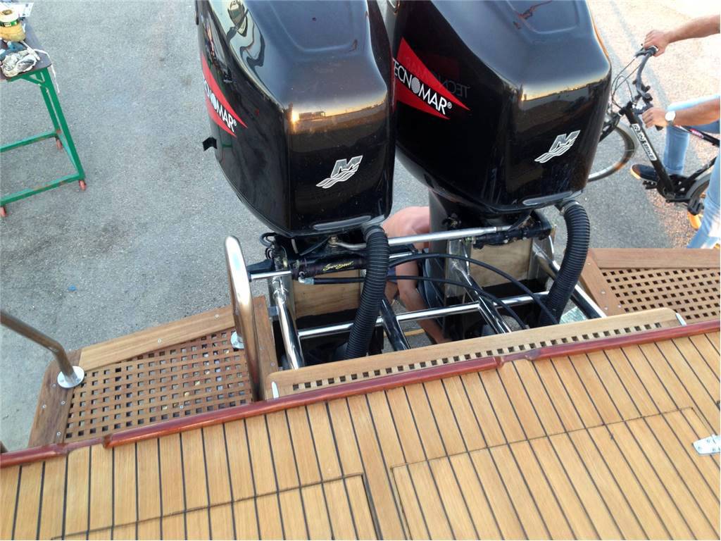 Tecnomar 38' consol centrale