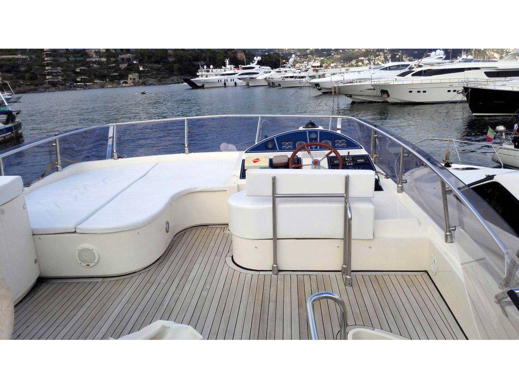 Cayman yacht 62 ciber
