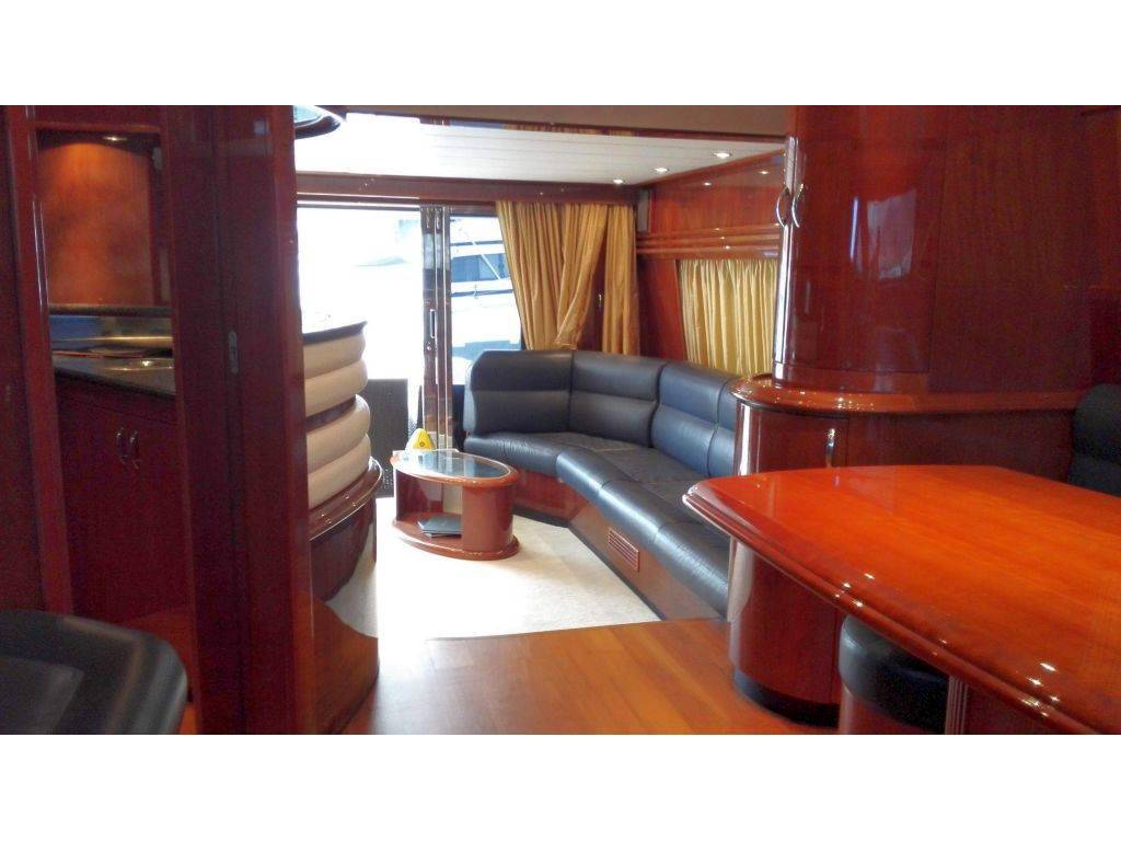 Cayman yacht 62 ciber