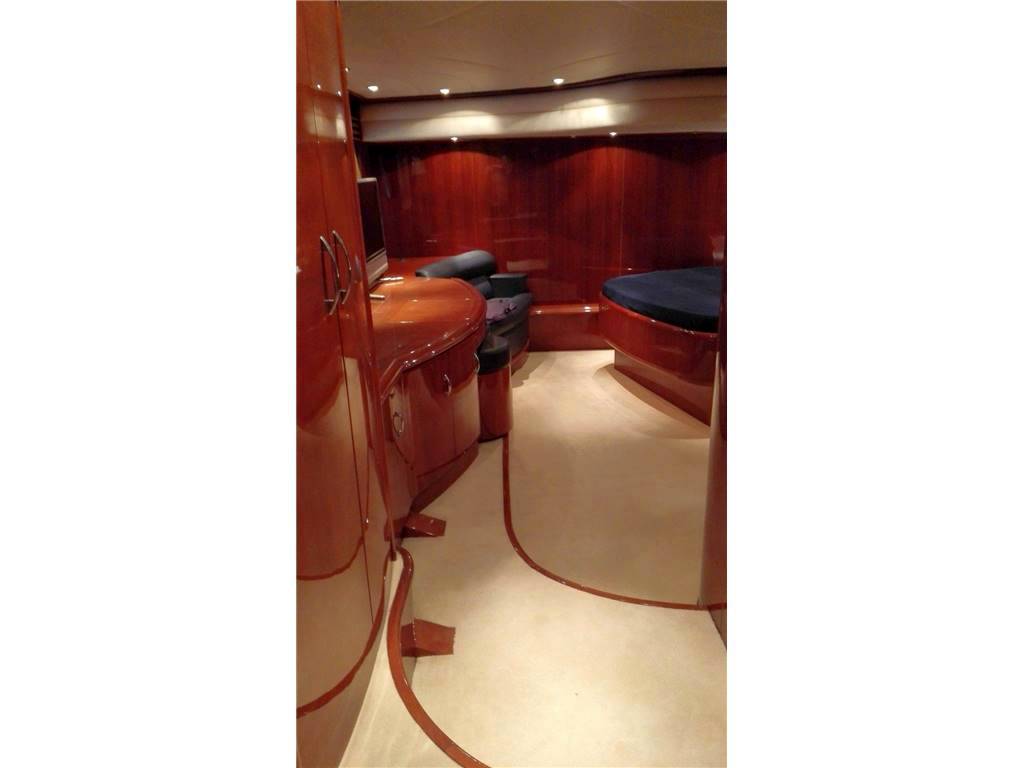Cayman yacht 62 ciber