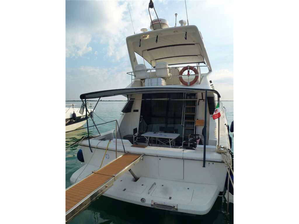 Uniesse 40 america