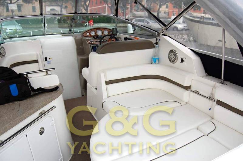 Rinker 260 cruiser