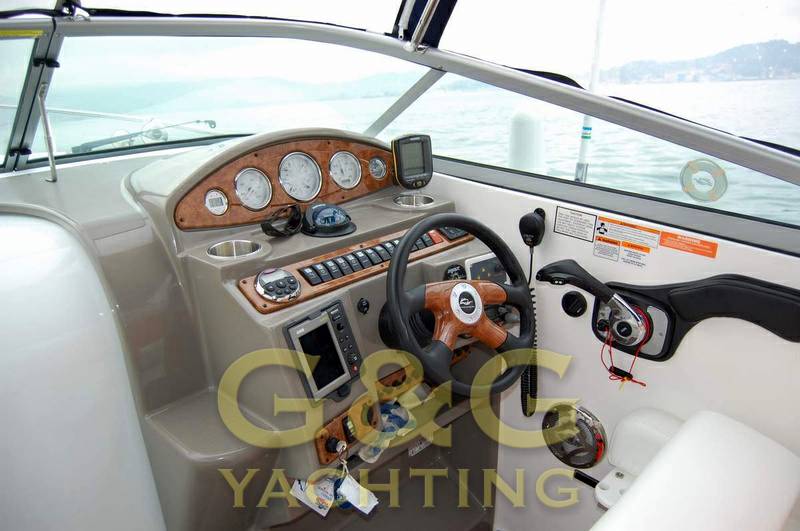 Rinker 260 cruiser