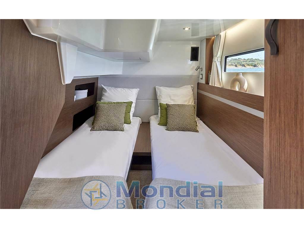 Beneteau Antares 12