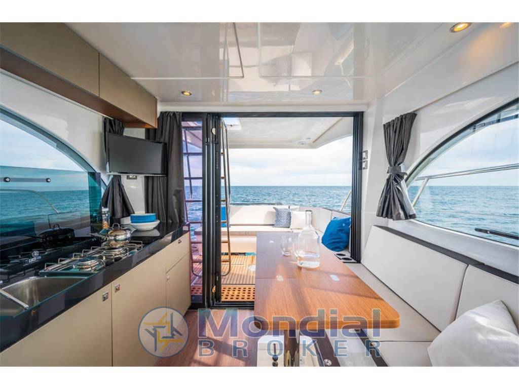 Beneteau Antares 11 ob fly