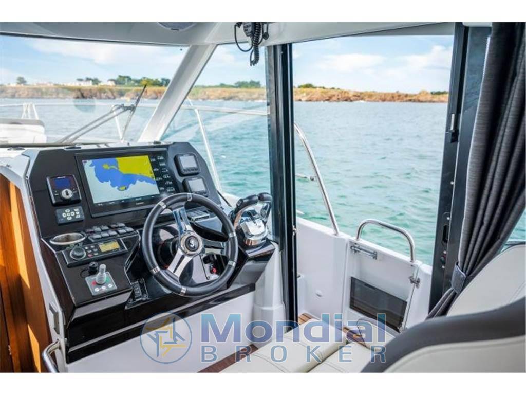 Beneteau Antares 11 ob fly