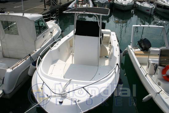 Mako marine 252