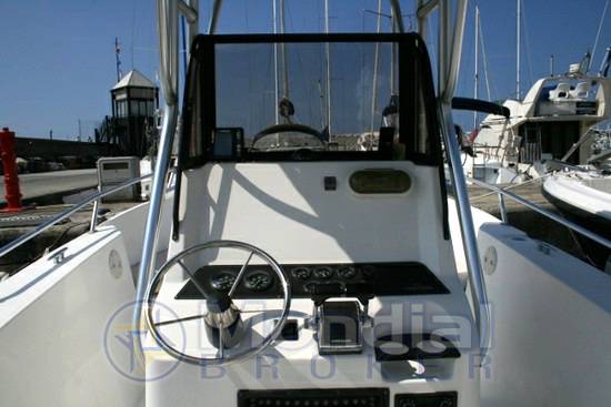 Mako marine 252
