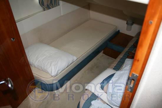 Azimut Az 39