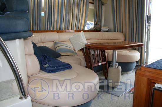 Azimut Az 39