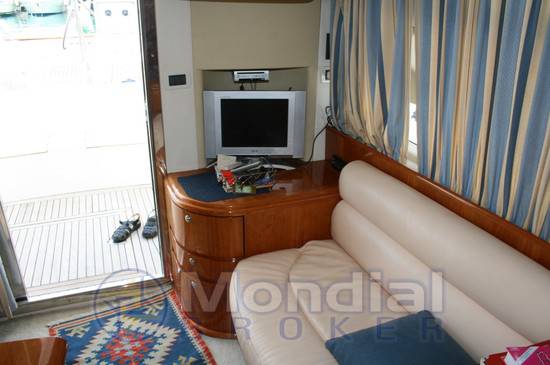 Azimut Az 39