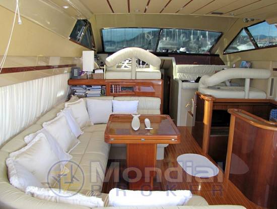 Ferretti 48