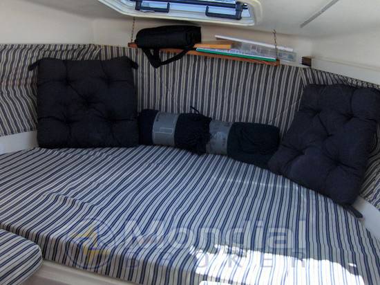 Aquamar Bahia 20 cabin