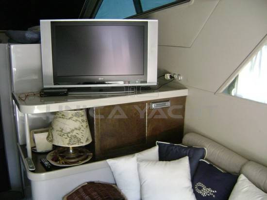 Ferretti Altura 52 s