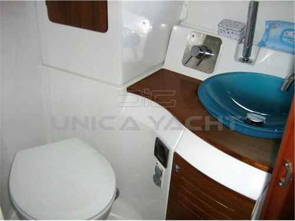 Beneteau Antares 12 fly cruising