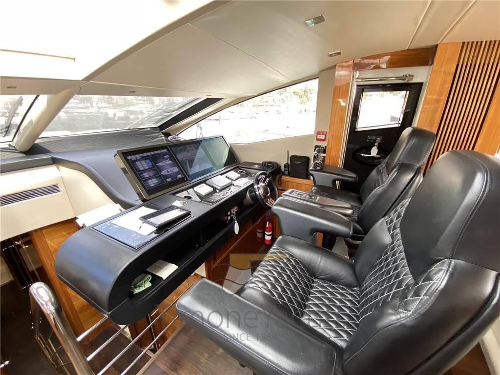 Sunseeker 80 sport yacht
