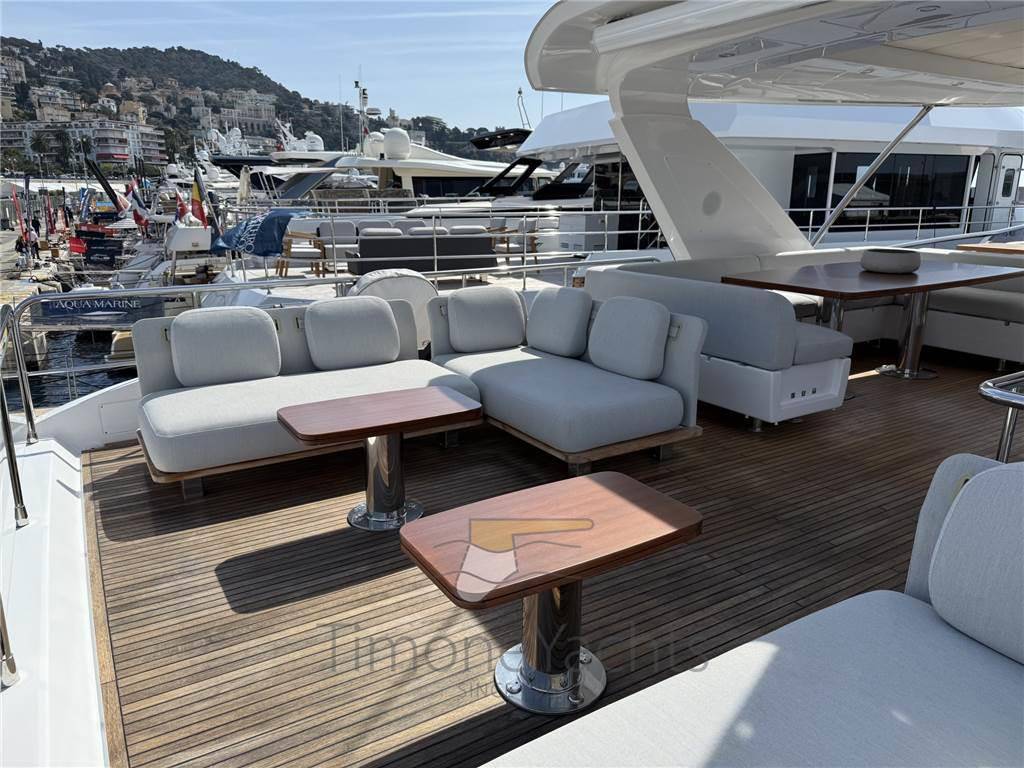 Azimut 72 flybridge