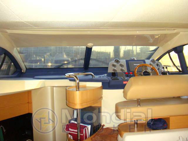 Azimut 43 fly