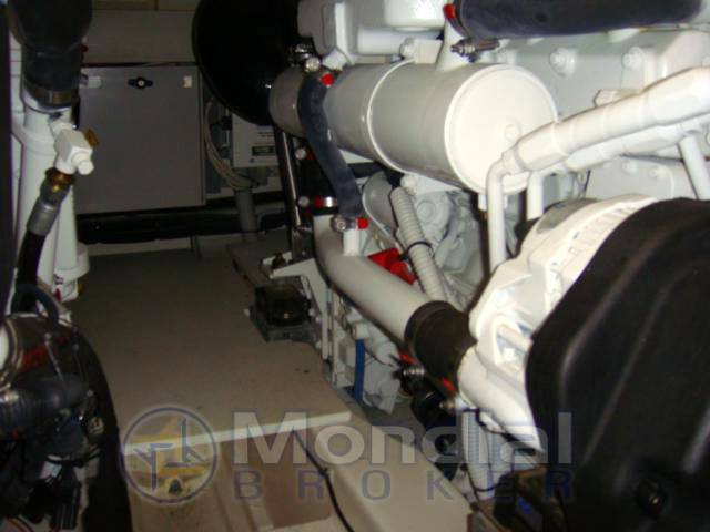 Azimut 43 fly