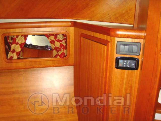 Cantieri estensi Goldstar 440 fly