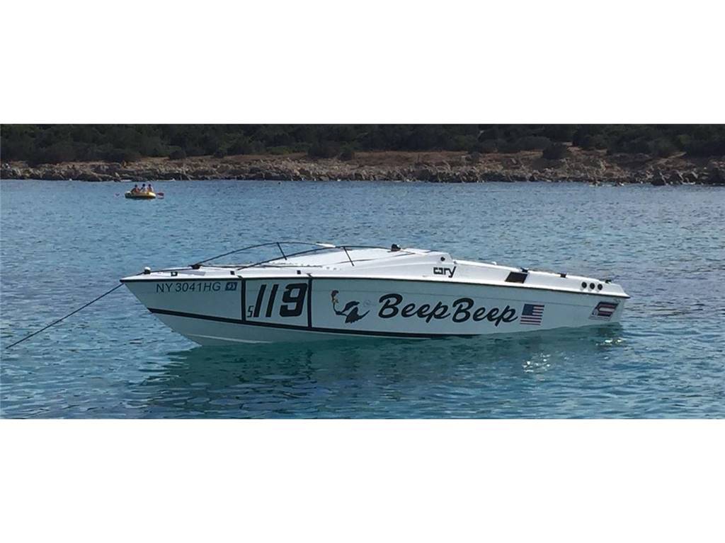Cigarette Cary marine 32