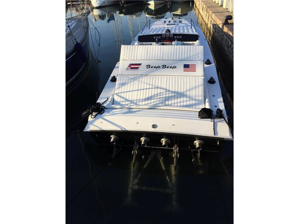 Cigarette Cary marine 32