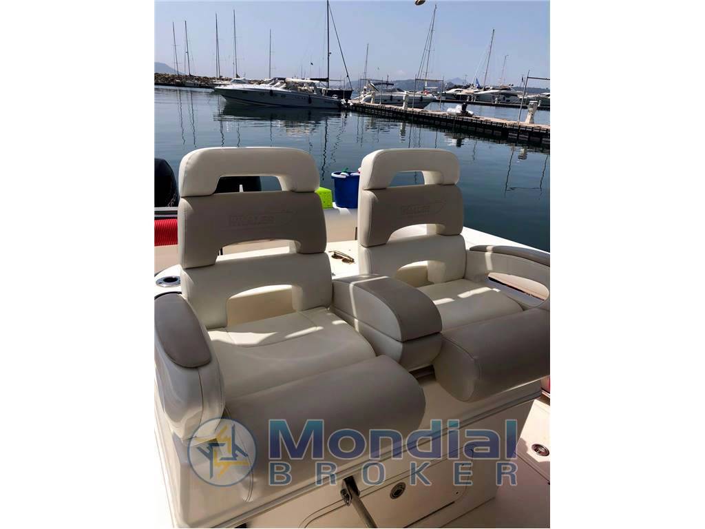 Boston whaler 320 outrage