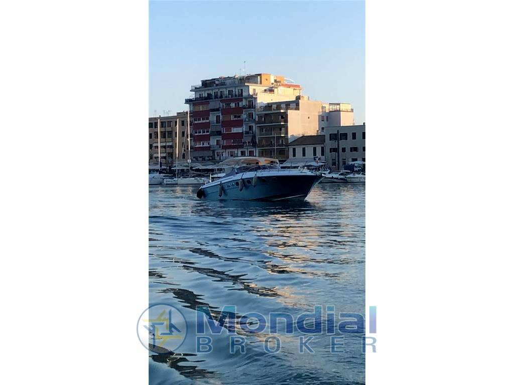 Magnum marine 40 sport