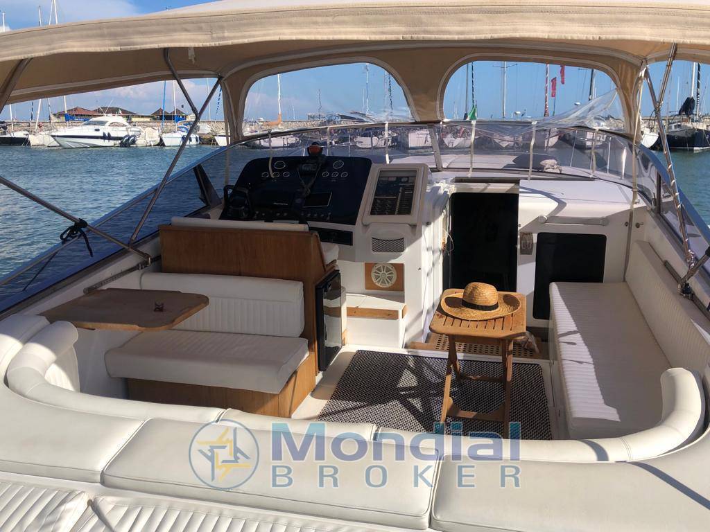 Magnum marine 40 sport