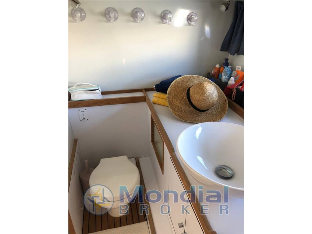 Magnum marine 40 sport
