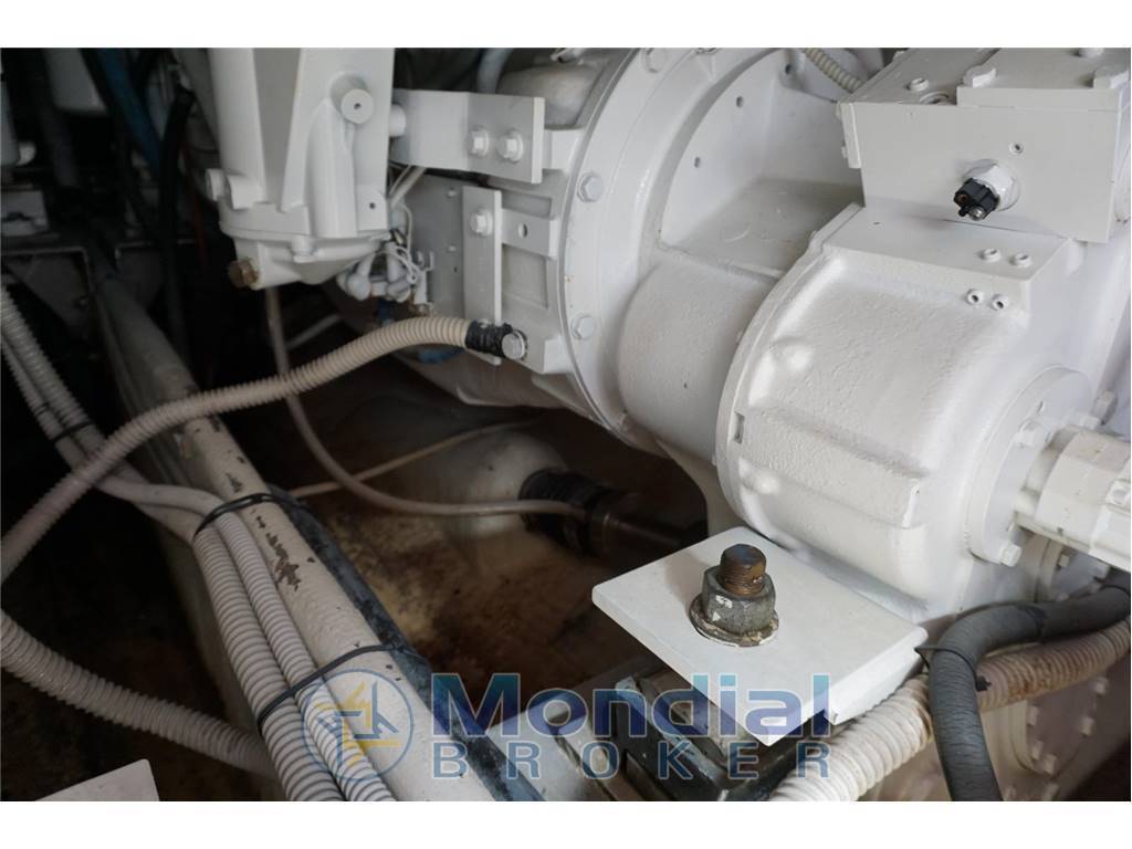 Magnum marine 40 sport