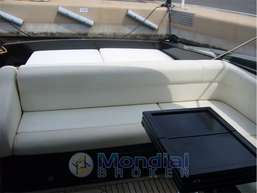 Magnum marine 44