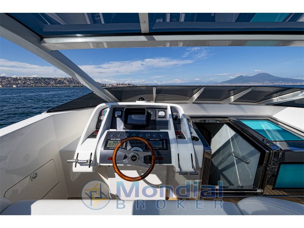Magnum marine 80