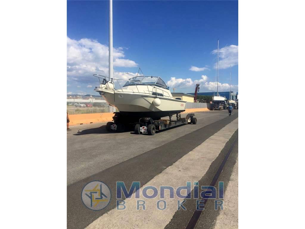Boston whaler 27 full cabin